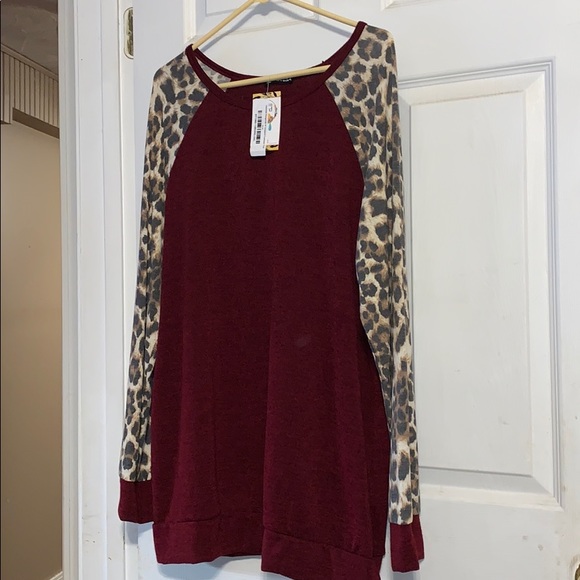 NWT Heimish sweater - Picture 1 of 1